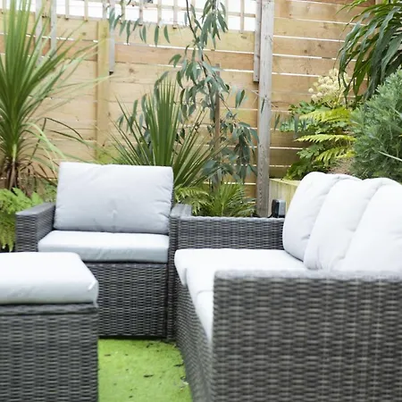 Holiday home Hilgrove House *